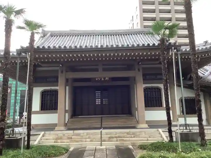 長松院の本殿・本堂