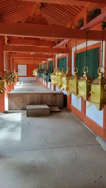 春日大社の{uncategorized: "未分類", other: "その他", undefined: "問題あり", building: "その他建物", grave: "お墓", sacred_gate: "鳥居", guardian: "狛犬", statue: "像", buddha: "仏像", history: "歴史", nature: "自然", garden: "庭園", animal: "動物", pagoda: "塔", temizu: "手水舎", mountain_gate: "山門・神門", sanctuary: "本殿・本堂", subordinate: "末社・摂社", art: "芸術", scenery: "景色", jizo: "地蔵", ema: "絵馬", goshuin: "御朱印", omikuji: "おみくじ", items: "授与品その他", amulet: "お守り", goshuincho: "御朱印帳", eats: "食事", festival: "お祭り", votive_dance: "神楽", shichigosan: "七五三参", wedding: "結婚式", experience: "体験その他", initially: "初詣", around: "周辺", anti_infection: "感染症対策"}