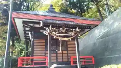 温泉神社の本殿