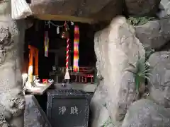 榎稲荷神社の末社