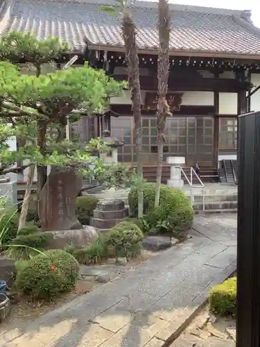 薬師寺の本殿・本堂