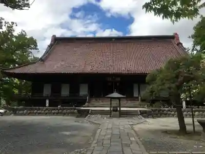 出羽国分寺薬師堂の本殿・本堂