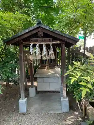 熊野第一王子之宮(堀越神社 摂社)の{uncategorized: "未分類", other: "その他", undefined: "問題あり", building: "その他建物", grave: "お墓", sacred_gate: "鳥居", guardian: "狛犬", statue: "像", buddha: "仏像", history: "歴史", nature: "自然", garden: "庭園", animal: "動物", pagoda: "塔", temizu: "手水舎", mountain_gate: "山門・神門", sanctuary: "本殿・本堂", subordinate: "末社・摂社", art: "芸術", scenery: "景色", jizo: "地蔵", ema: "絵馬", goshuin: "御朱印", omikuji: "おみくじ", items: "授与品その他", amulet: "お守り", goshuincho: "御朱印帳", eats: "食事", festival: "お祭り", votive_dance: "神楽", shichigosan: "七五三参", wedding: "結婚式", experience: "体験その他", initially: "初詣", around: "周辺", anti_infection: "感染症対策"}