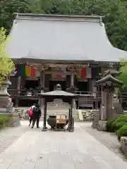 宝珠山 立石寺の本殿