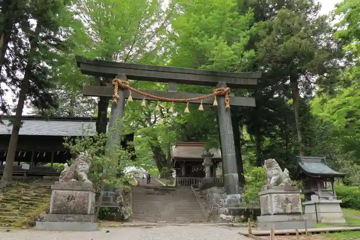 諏訪大社上社前宮(長野県)