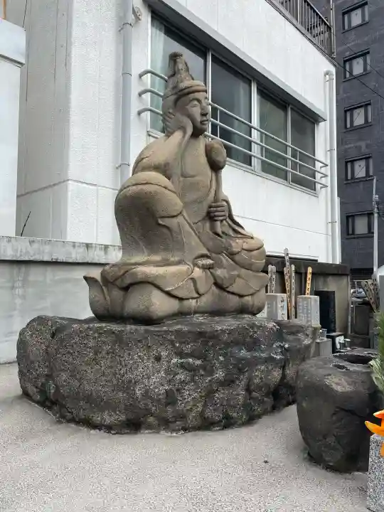龍泉寺の{uncategorized: "未分類", other: "その他", undefined: "問題あり", building: "その他建物", grave: "お墓", sacred_gate: "鳥居", guardian: "狛犬", statue: "像", buddha: "仏像", history: "歴史", nature: "自然", garden: "庭園", animal: "動物", pagoda: "塔", temizu: "手水舎", mountain_gate: "山門・神門", sanctuary: "本殿・本堂", subordinate: "末社・摂社", art: "芸術", scenery: "景色", jizo: "地蔵", ema: "絵馬", goshuin: "御朱印", omikuji: "おみくじ", items: "授与品その他", amulet: "お守り", goshuincho: "御朱印帳", eats: "食事", festival: "お祭り", votive_dance: "神楽", shichigosan: "七五三参", wedding: "結婚式", experience: "体験その他", initially: "初詣", around: "周辺", anti_infection: "感染症対策"}