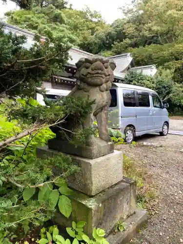 古四王神社の狛犬