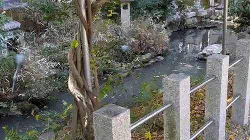九帝王宮 萱野神社(滋賀県)