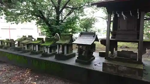 東長岡神明宮の末社