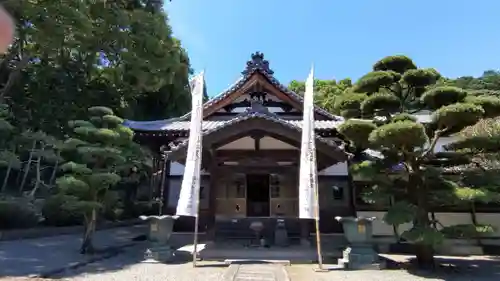 実相寺の本殿・本堂