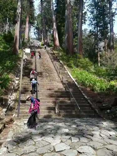 久遠寺の建物その他