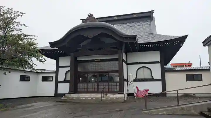 真浄寺の本殿・本堂