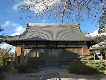 梅英寺の本殿・本堂