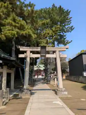 柴又八幡神社の{uncategorized: "未分類", other: "その他", undefined: "問題あり", building: "その他建物", grave: "お墓", sacred_gate: "鳥居", guardian: "狛犬", statue: "像", buddha: "仏像", history: "歴史", nature: "自然", garden: "庭園", animal: "動物", pagoda: "塔", temizu: "手水舎", mountain_gate: "山門・神門", sanctuary: "本殿・本堂", subordinate: "末社・摂社", art: "芸術", scenery: "景色", jizo: "地蔵", ema: "絵馬", goshuin: "御朱印", omikuji: "おみくじ", items: "授与品その他", amulet: "お守り", goshuincho: "御朱印帳", eats: "食事", festival: "お祭り", votive_dance: "神楽", shichigosan: "七五三参", wedding: "結婚式", experience: "体験その他", initially: "初詣", around: "周辺", anti_infection: "感染症対策"}