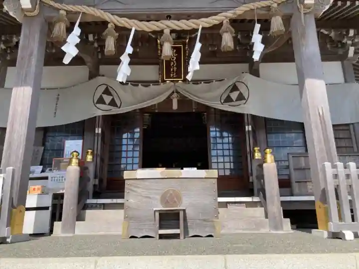 龍口明神社の本殿・本堂