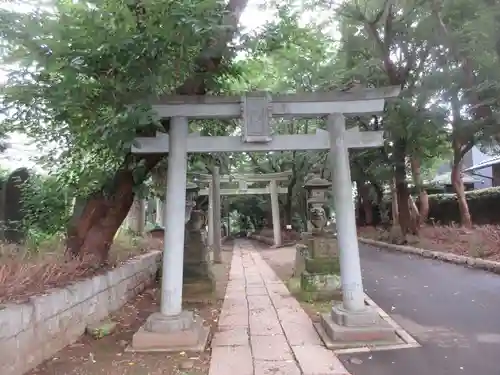 前原御嶽神社の鳥居