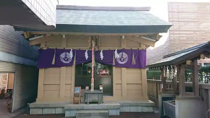 朝日神社の本殿・本堂