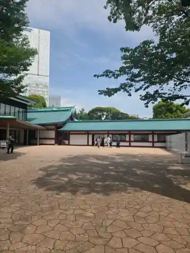 日枝神社の{uncategorized: "未分類", other: "その他", undefined: "問題あり", building: "その他建物", grave: "お墓", sacred_gate: "鳥居", guardian: "狛犬", statue: "像", buddha: "仏像", history: "歴史", nature: "自然", garden: "庭園", animal: "動物", pagoda: "塔", temizu: "手水舎", mountain_gate: "山門・神門", sanctuary: "本殿・本堂", subordinate: "末社・摂社", art: "芸術", scenery: "景色", jizo: "地蔵", ema: "絵馬", goshuin: "御朱印", omikuji: "おみくじ", items: "授与品その他", amulet: "お守り", goshuincho: "御朱印帳", eats: "食事", festival: "お祭り", votive_dance: "神楽", shichigosan: "七五三参", wedding: "結婚式", experience: "体験その他", initially: "初詣", around: "周辺", anti_infection: "感染症対策"}
