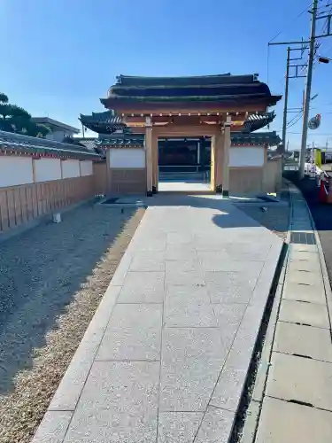 善応寺の{uncategorized: "未分類", other: "その他", undefined: "問題あり", building: "その他建物", grave: "お墓", sacred_gate: "鳥居", guardian: "狛犬", statue: "像", buddha: "仏像", history: "歴史", nature: "自然", garden: "庭園", animal: "動物", pagoda: "塔", temizu: "手水舎", mountain_gate: "山門・神門", sanctuary: "本殿・本堂", subordinate: "末社・摂社", art: "芸術", scenery: "景色", jizo: "地蔵", ema: "絵馬", goshuin: "御朱印", omikuji: "おみくじ", items: "授与品その他", amulet: "お守り", goshuincho: "御朱印帳", eats: "食事", festival: "お祭り", votive_dance: "神楽", shichigosan: "七五三参", wedding: "結婚式", experience: "体験その他", initially: "初詣", around: "周辺", anti_infection: "感染症対策"}
