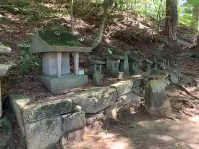 足長神社の末社・摂社