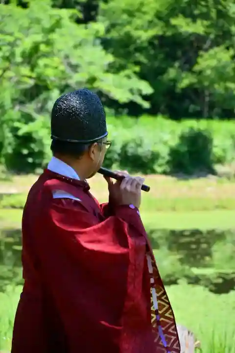 郡殿の池弁財天社(新潟県)
