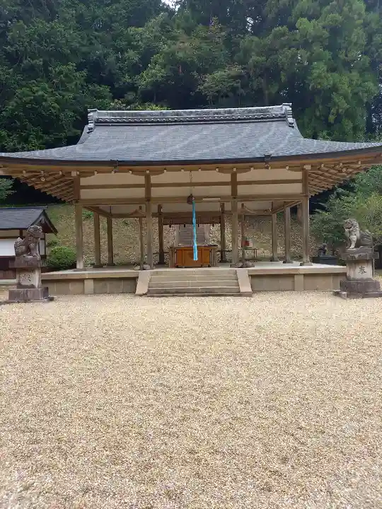 八咫烏神社の本殿・本堂