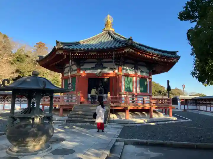 成田山新勝寺の{uncategorized: "未分類", other: "その他", undefined: "問題あり", building: "その他建物", grave: "お墓", sacred_gate: "鳥居", guardian: "狛犬", statue: "像", buddha: "仏像", history: "歴史", nature: "自然", garden: "庭園", animal: "動物", pagoda: "塔", temizu: "手水舎", mountain_gate: "山門・神門", sanctuary: "本殿・本堂", subordinate: "末社・摂社", art: "芸術", scenery: "景色", jizo: "地蔵", ema: "絵馬", goshuin: "御朱印", omikuji: "おみくじ", items: "授与品その他", amulet: "お守り", goshuincho: "御朱印帳", eats: "食事", festival: "お祭り", votive_dance: "神楽", shichigosan: "七五三参", wedding: "結婚式", experience: "体験その他", initially: "初詣", around: "周辺", anti_infection: "感染症対策"}