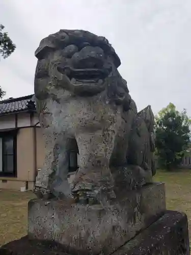 大門神社の狛犬