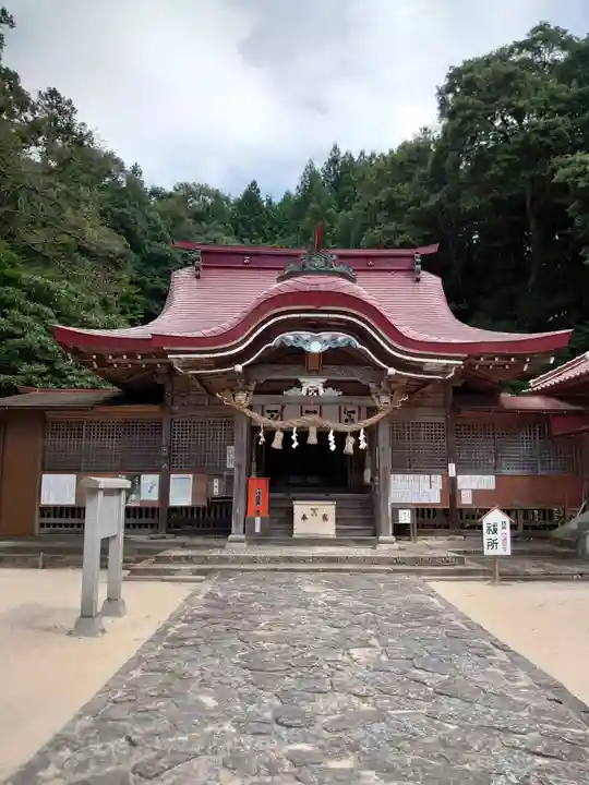 徳佐八幡宮の本殿・本堂