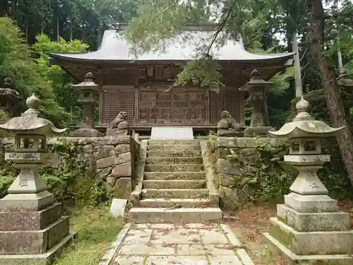 白山神社の本殿・本堂