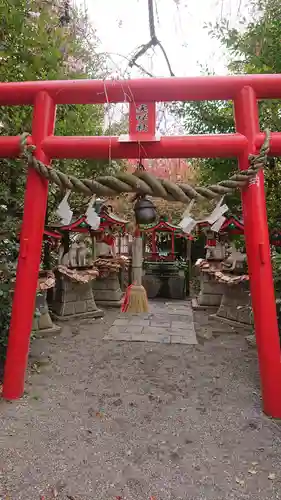 冠稲荷神社の末社