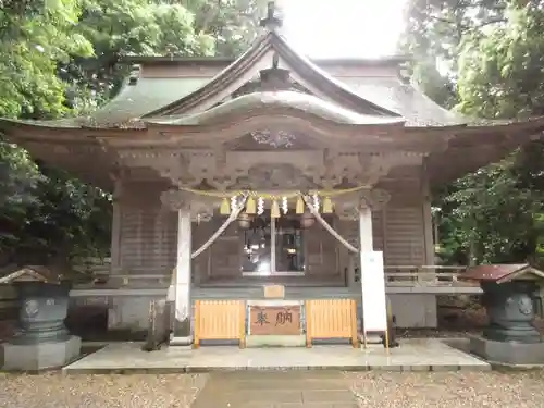 泉神社の本殿・本堂