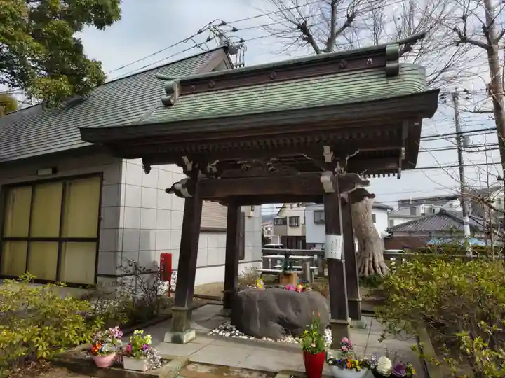 久里浜八幡神社の手水舎