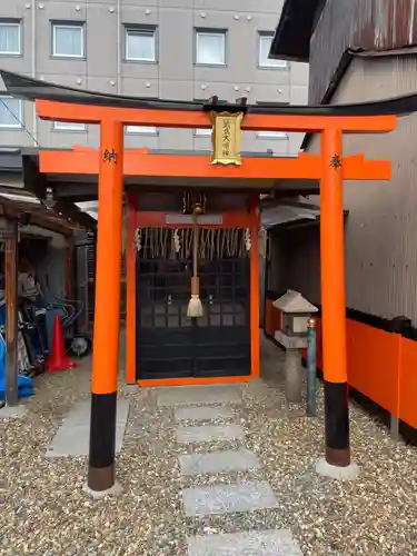 武氏稲荷大明神(京都府)