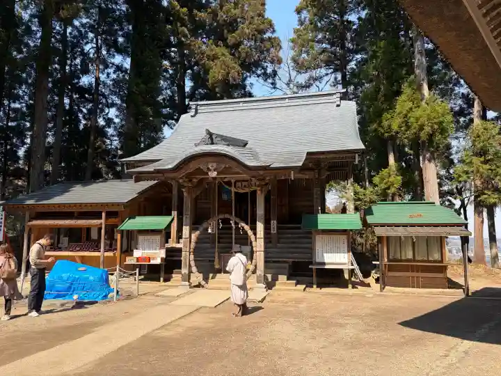 白山神社の{uncategorized: "未分類", other: "その他", undefined: "問題あり", building: "その他建物", grave: "お墓", sacred_gate: "鳥居", guardian: "狛犬", statue: "像", buddha: "仏像", history: "歴史", nature: "自然", garden: "庭園", animal: "動物", pagoda: "塔", temizu: "手水舎", mountain_gate: "山門・神門", sanctuary: "本殿・本堂", subordinate: "末社・摂社", art: "芸術", scenery: "景色", jizo: "地蔵", ema: "絵馬", goshuin: "御朱印", omikuji: "おみくじ", items: "授与品その他", amulet: "お守り", goshuincho: "御朱印帳", eats: "食事", festival: "お祭り", votive_dance: "神楽", shichigosan: "七五三参", wedding: "結婚式", experience: "体験その他", initially: "初詣", around: "周辺", anti_infection: "感染症対策"}