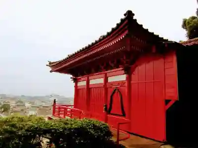 浪切不動院の本殿・本堂