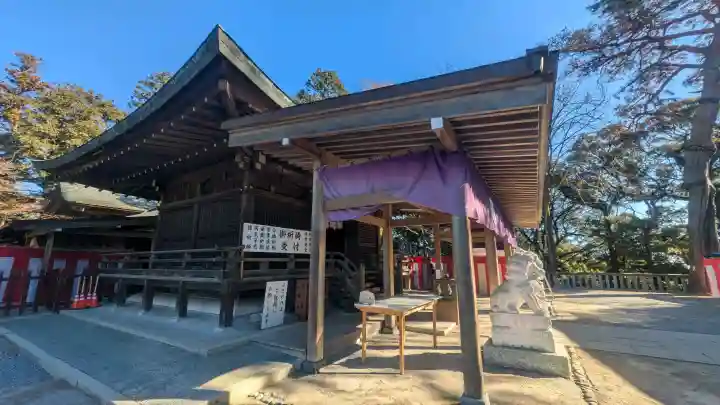 唐澤山神社の{uncategorized: "未分類", other: "その他", undefined: "問題あり", building: "その他建物", grave: "お墓", sacred_gate: "鳥居", guardian: "狛犬", statue: "像", buddha: "仏像", history: "歴史", nature: "自然", garden: "庭園", animal: "動物", pagoda: "塔", temizu: "手水舎", mountain_gate: "山門・神門", sanctuary: "本殿・本堂", subordinate: "末社・摂社", art: "芸術", scenery: "景色", jizo: "地蔵", ema: "絵馬", goshuin: "御朱印", omikuji: "おみくじ", items: "授与品その他", amulet: "お守り", goshuincho: "御朱印帳", eats: "食事", festival: "お祭り", votive_dance: "神楽", shichigosan: "七五三参", wedding: "結婚式", experience: "体験その他", initially: "初詣", around: "周辺", anti_infection: "感染症対策"}