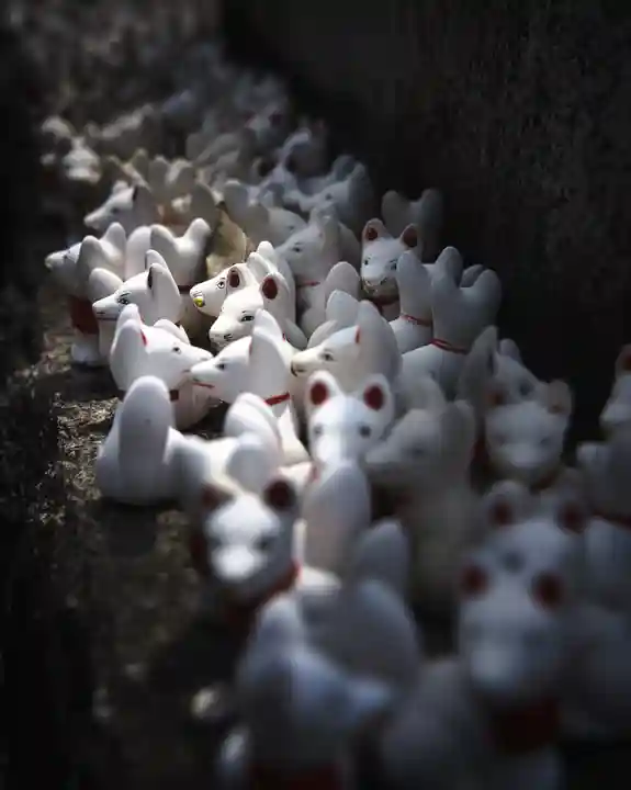 尾曳稲荷神社の狛犬
