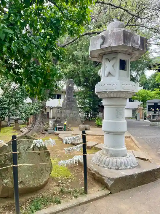 圓蔵寺の{uncategorized: "未分類", other: "その他", undefined: "問題あり", building: "その他建物", grave: "お墓", sacred_gate: "鳥居", guardian: "狛犬", statue: "像", buddha: "仏像", history: "歴史", nature: "自然", garden: "庭園", animal: "動物", pagoda: "塔", temizu: "手水舎", mountain_gate: "山門・神門", sanctuary: "本殿・本堂", subordinate: "末社・摂社", art: "芸術", scenery: "景色", jizo: "地蔵", ema: "絵馬", goshuin: "御朱印", omikuji: "おみくじ", items: "授与品その他", amulet: "お守り", goshuincho: "御朱印帳", eats: "食事", festival: "お祭り", votive_dance: "神楽", shichigosan: "七五三参", wedding: "結婚式", experience: "体験その他", initially: "初詣", around: "周辺", anti_infection: "感染症対策"}