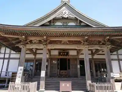 光明寺の本殿・本堂