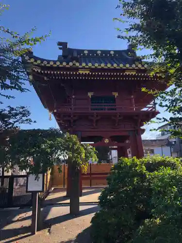 惣宗寺の山門・神門