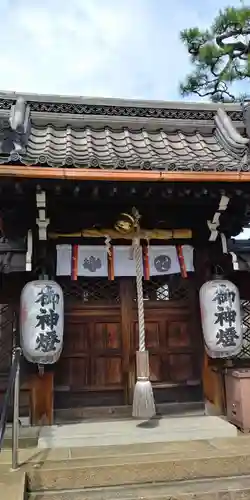 若宮八幡神社の本殿