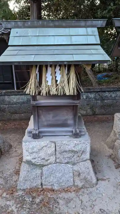 津島社(大草津島神社)の末社・摂社