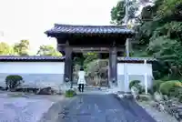 摩訶耶寺の山門・神門