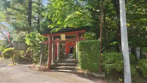 栗川稲荷神社(山形県)