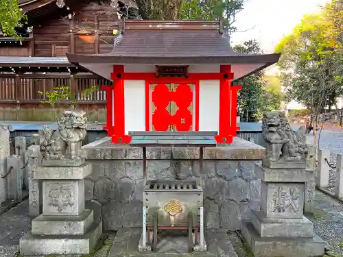 若宮八幡社の末社・摂社