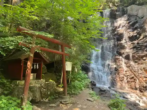 母の白滝神社(山梨県)