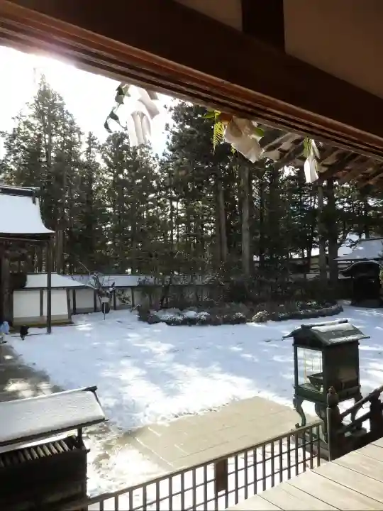 高野山金剛峯寺の{uncategorized: "未分類", other: "その他", undefined: "問題あり", building: "その他建物", grave: "お墓", sacred_gate: "鳥居", guardian: "狛犬", statue: "像", buddha: "仏像", history: "歴史", nature: "自然", garden: "庭園", animal: "動物", pagoda: "塔", temizu: "手水舎", mountain_gate: "山門・神門", sanctuary: "本殿・本堂", subordinate: "末社・摂社", art: "芸術", scenery: "景色", jizo: "地蔵", ema: "絵馬", goshuin: "御朱印", omikuji: "おみくじ", items: "授与品その他", amulet: "お守り", goshuincho: "御朱印帳", eats: "食事", festival: "お祭り", votive_dance: "神楽", shichigosan: "七五三参", wedding: "結婚式", experience: "体験その他", initially: "初詣", around: "周辺", anti_infection: "感染症対策"}