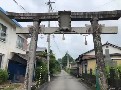 大川上美良布神社の鳥居