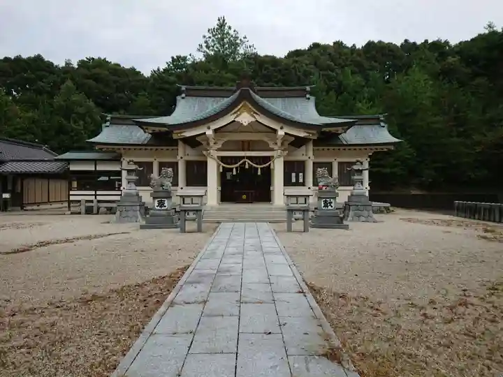 八柱神社の本殿・本堂